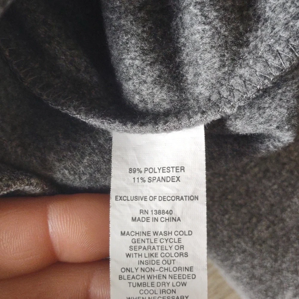 Sweatshirt - Picture 5 of 5